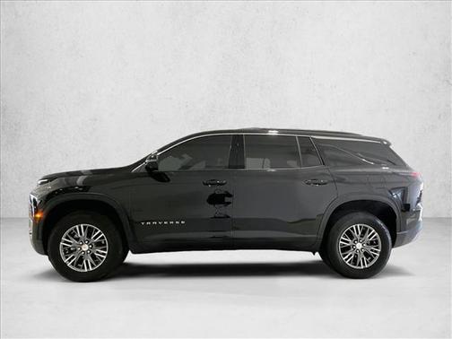 Mosaic Black Metallic 2025 Chevrolet Traverse LT