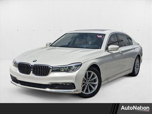 2018 BMW 740 740i