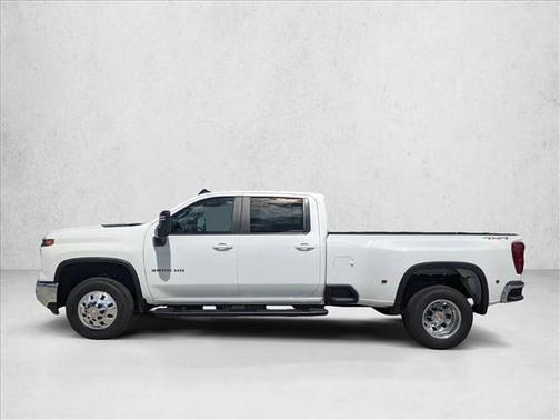 2026 Chevrolet Silverado 3500 LT