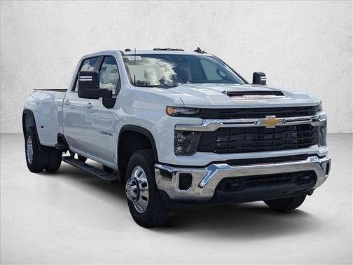 2026 Chevrolet Silverado 3500 LT