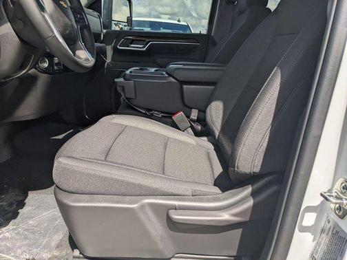 2026 Chevrolet Silverado 3500 LT