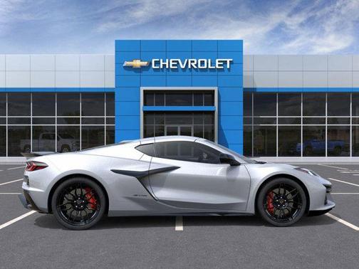 Blade Silver Metallic 2026 Chevrolet Corvette Z06