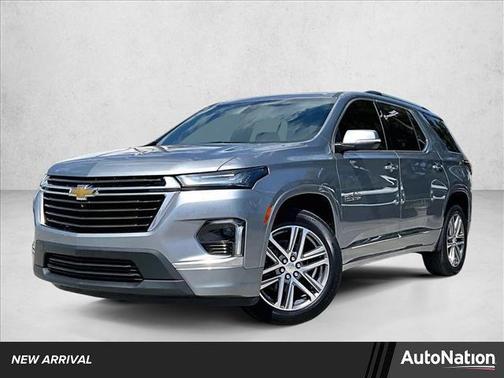 Sterling Gray Metallic 2023 Chevrolet Traverse High Country