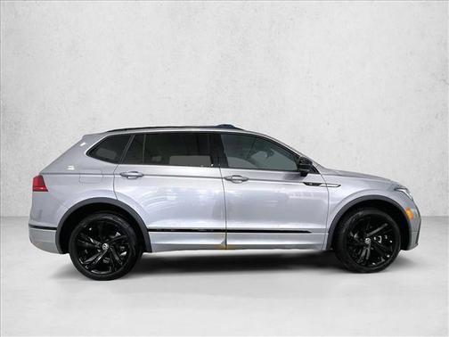 Silver 2023 Volkswagen Tiguan 2.0T SE R-Line Black