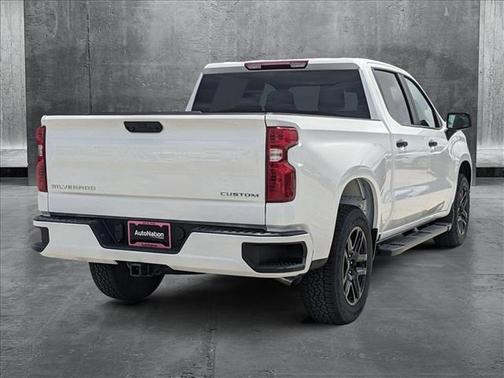 2025 Chevrolet Silverado 1500 Custom
