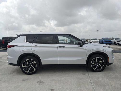 2024 Mitsubishi Outlander SE 2.5 2WD