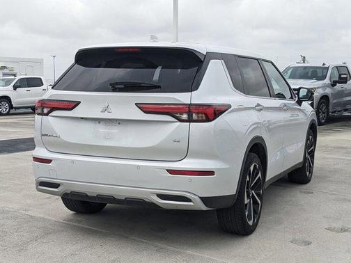 2024 Mitsubishi Outlander SE 2.5 2WD
