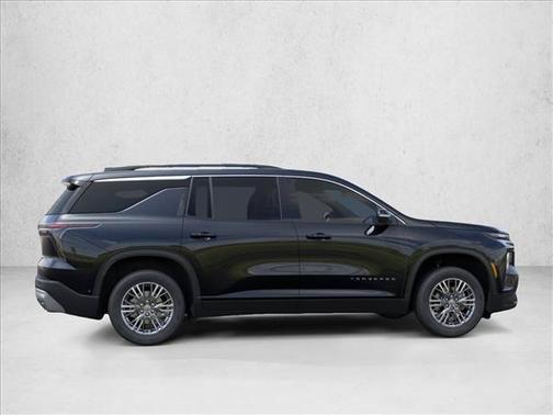 Mosaic Black Metallic 2026 Chevrolet Traverse LT