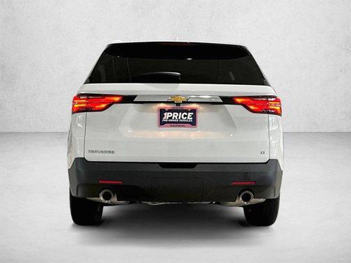 Summit White 2023 Chevrolet Traverse LT Cloth