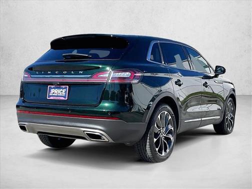 2021 Lincoln Nautilus Reserve