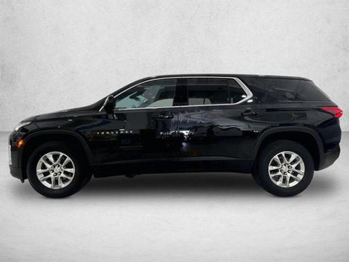 Mosaic Black Metallic 2023 Chevrolet Traverse LS