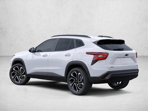 Summit White 2026 Chevrolet Trax FWD 2RS
