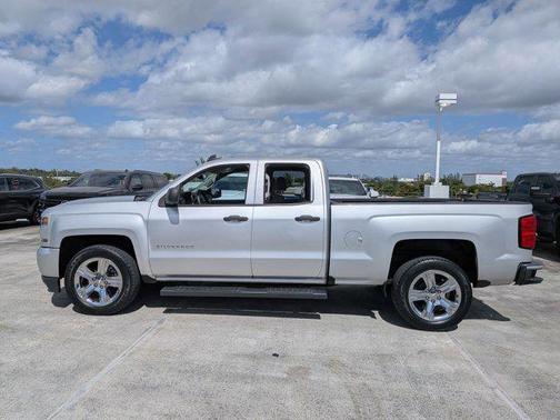 2018 Chevrolet Silverado 1500 Custom