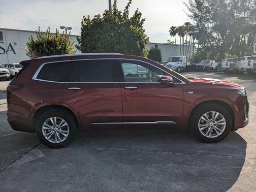 2024 Cadillac XT6 Luxury FWD
