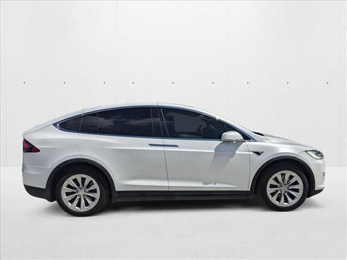 2019 Tesla Model X 75D