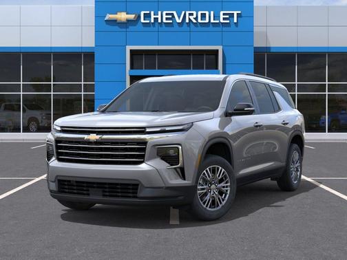 Sterling Gray Metallic 2026 Chevrolet Traverse LT
