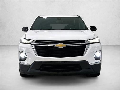 Summit White 2023 Chevrolet Traverse LS