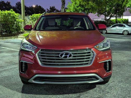 2017 Hyundai SANTA FE SE