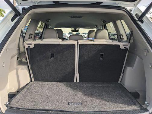 2022 Volkswagen Atlas 2.0T SE w/Technology 4MOTION