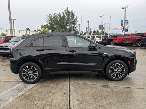 2025 Cadillac XT4 Sport