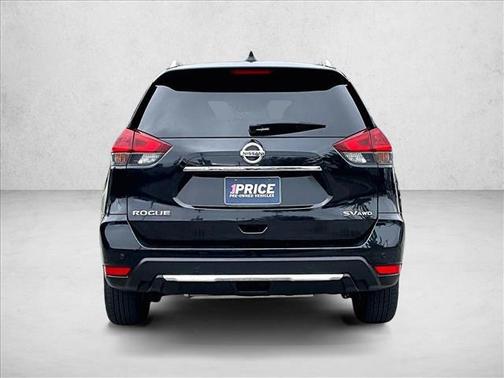 Magnetic Black Pearl 2019 Nissan Rogue SV
