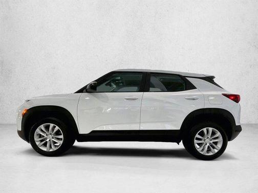 Summit White 2023 Chevrolet Trailblazer LS