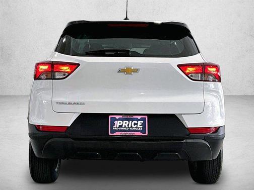 Summit White 2023 Chevrolet Trailblazer LS