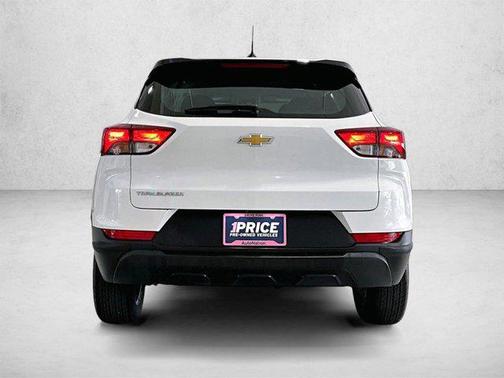 Summit White 2023 Chevrolet Trailblazer LS