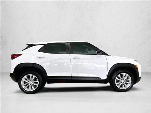 Summit White 2023 Chevrolet Trailblazer LS