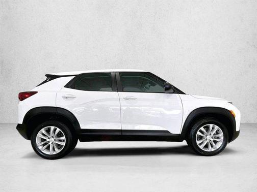 Summit White 2023 Chevrolet Trailblazer LS