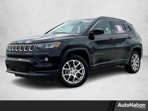 2022 Jeep Compass Latitude Lux
