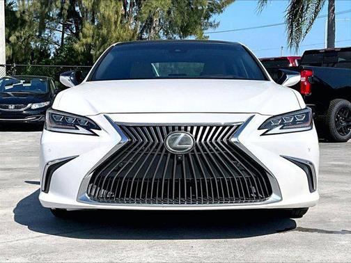 2019 Lexus ES 350 Ultra Luxury