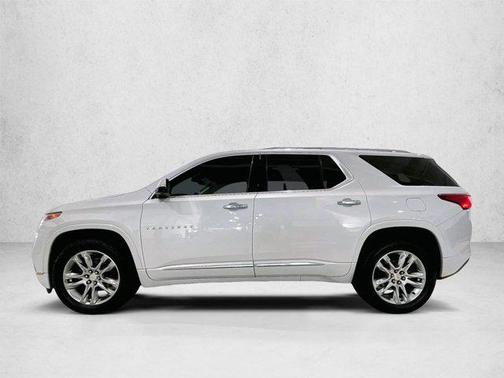 Iridescent Pearl Tricoat 2020 Chevrolet Traverse High Country