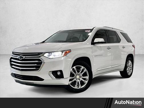 Iridescent Pearl Tricoat 2020 Chevrolet Traverse High Country