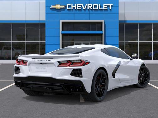 Arctic White 2027 Chevrolet Corvette Stingray w/1LT