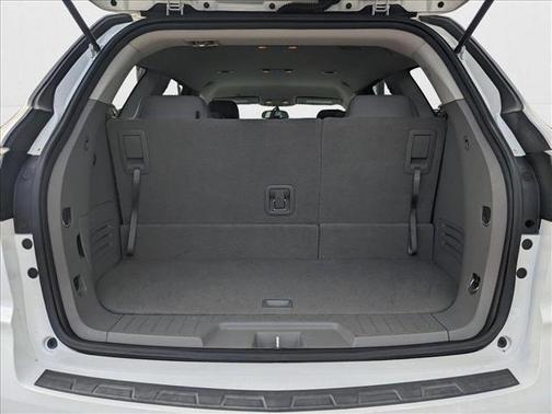 2016 Chevrolet Traverse LS