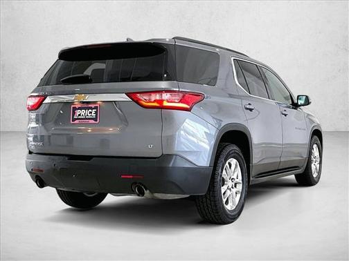 Satin Steel Metallic 2021 Chevrolet Traverse LT Leather