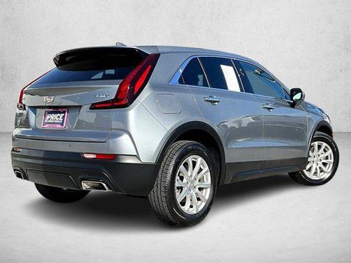 2023 Cadillac XT4 Luxury