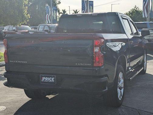 2022 Chevrolet Silverado 1500 Custom
