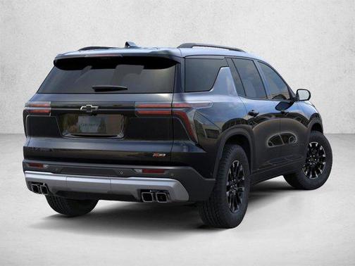 Mosaic Black Metallic 2026 Chevrolet Traverse AWD Z71