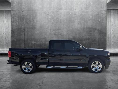 2017 Chevrolet Silverado 1500 Custom
