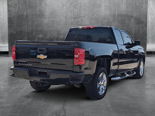 2017 Chevrolet Silverado 1500 Custom