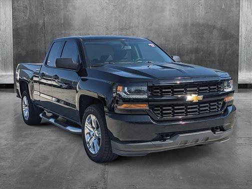 2017 Chevrolet Silverado 1500 Custom