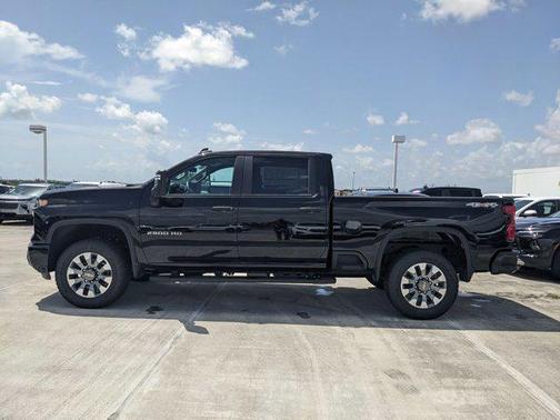 2025 Chevrolet Silverado 2500 Custom