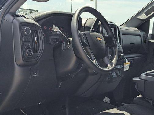 2025 Chevrolet Silverado 2500 Custom