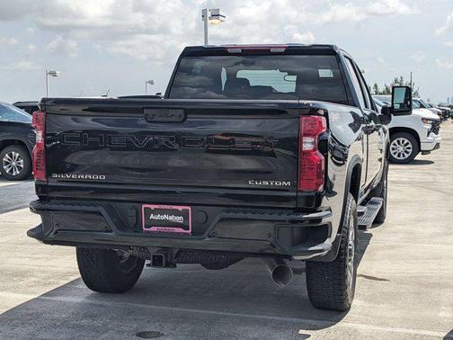 2025 Chevrolet Silverado 2500 Custom