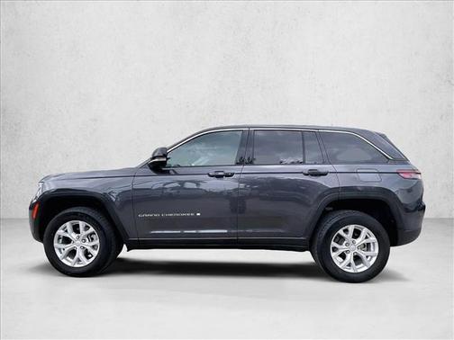 Baltic Gray Metallic Clearcoat 2023 Jeep Grand Cherokee Limited