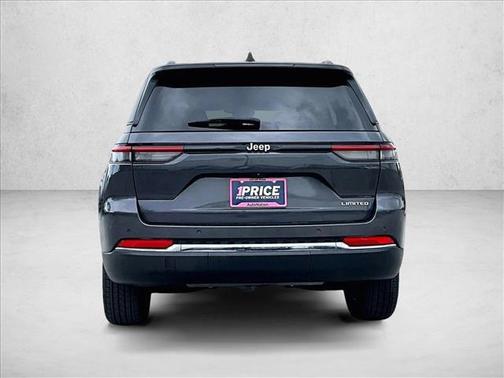 Baltic Gray Metallic Clearcoat 2023 Jeep Grand Cherokee Limited