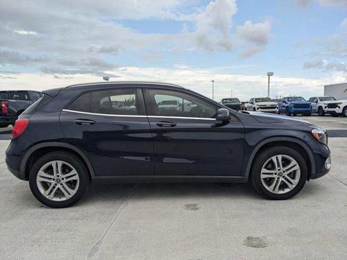 2018 Mercedes-Benz GLA 250 Base