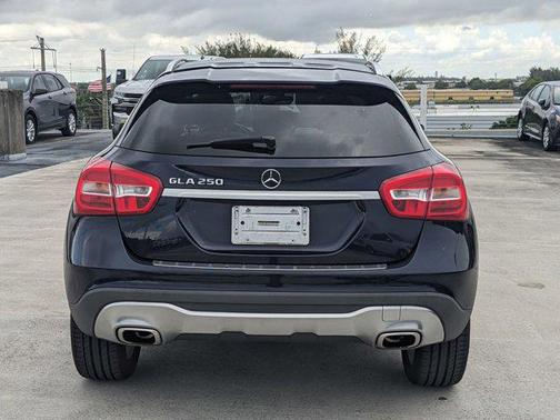 2018 Mercedes-Benz GLA 250 Base